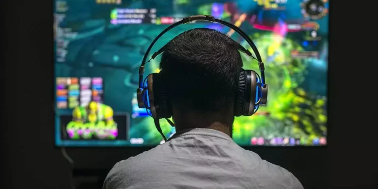 Hikikomori in Campania: giovani sempre più isolati. Se n’è parlato a Salerno