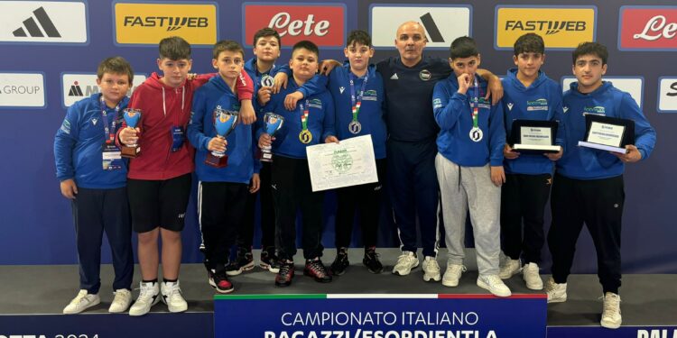 La New Kodokan San Pietro al Tanagro è la società campione d’Italia giovanile di lotta olimpica