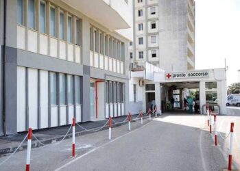 Grave incidente stradale a Olevano sul Tusciano: un uomo in codice rosso