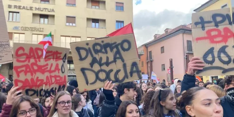 Crisi idrica in Basilicata: tra proteste, dubbi e politiche contraddittorie. Altra manifestazione a Potenza