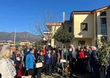 Oltre 90 ex dipendenti Telecom in raduno a Silla di Sassano: convivialità ed entusiasmo