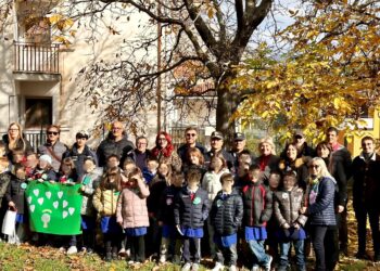Monte San Giacomo: scuola, comune e Carabinieri Forestali celebrano la “Festa dell’albero”