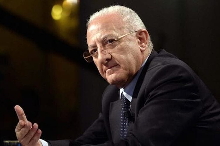 Stop da parte del Consiglio regionale alla mozione di sfiducia per il Presidente De Luca