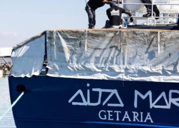 In arrivo a Salerno la nave Aita Mari con a bordo 37 siriani
