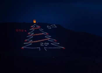 A Tito installato l’albero di Natale più grande della Basilicata