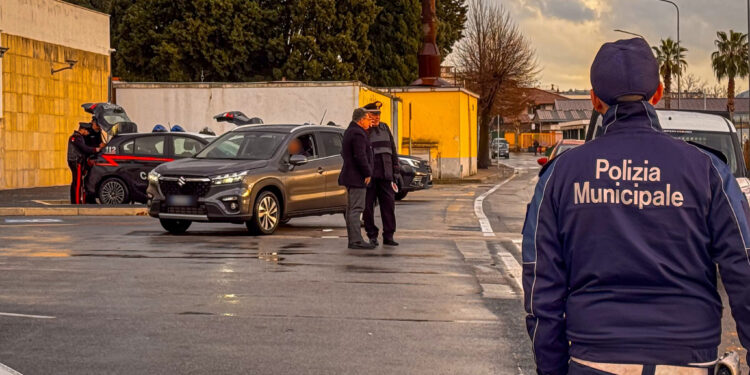 Intensificati i controlli di sicurezza a Sarno: operazione straordinaria dei Carabinieri e della Polizia Municipale