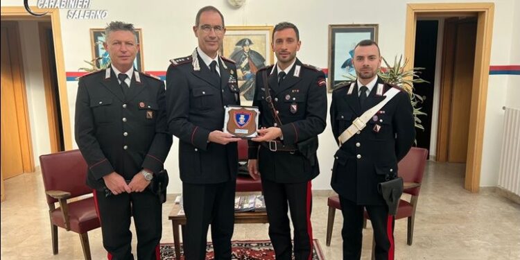 Il Comandante Interregionale Minicucci in visita alle Stazioni Carabinieri di Capaccio e Fisciano
