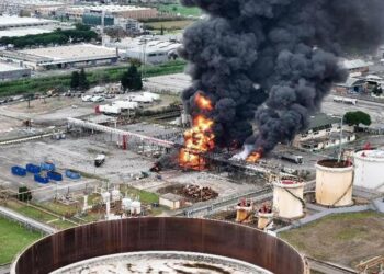 Esplosione impianto Eni in Toscana: un operaio lucano gravemente ferito ed un altro disperso