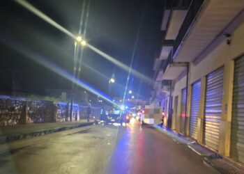 Tampona e investe un ciclista a Polla. Indagano gli agenti della Polizia locale