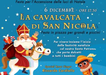 A Polla “La Cavalcata di San Nicola”: dolcetti a tutti i bambini