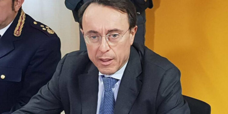 Divieto di accesso ai pubblici esercizi per un giovane di Potenza