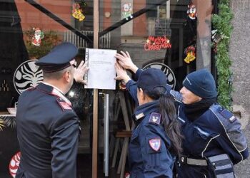Somministrava bevande alcoliche a minori: il Questore chiude bar a Salerno