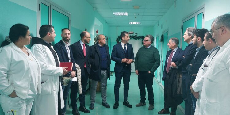 La Fondazione Monte Pruno al fianco dell’Ospedale di Polla: donati 18 televisori ai reparti