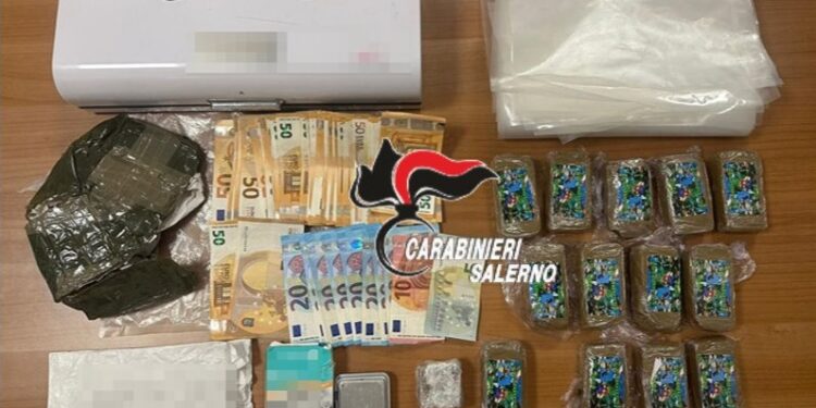 Due fratelli arrestati a Sarno per spaccio di droga