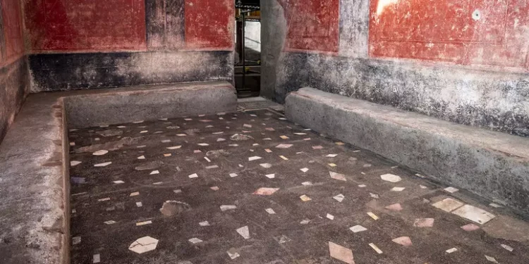 Importante scoperta negli scavi di Pompei: emerge un grande complesso termale