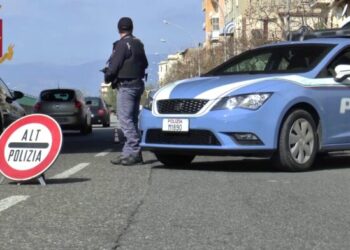 Battipaglia: vìola i domiciliari e non si ferma allo stop della Polizia, arrestato 34enne