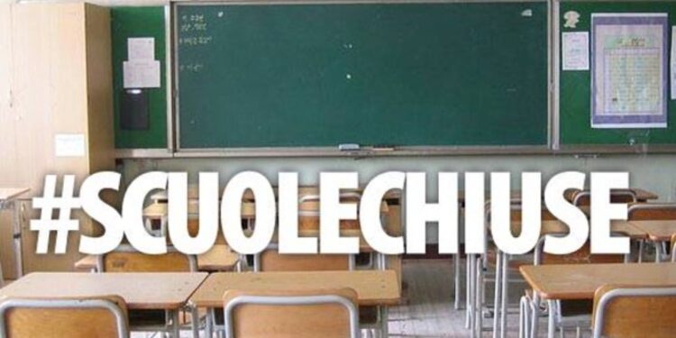 Allerta meteo e neve. Scuole chiuse in diversi comuni del Vallo di Diano, Tanagro e Alburni