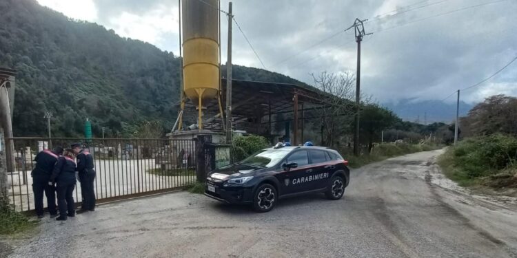 Sequestrato un impianto abusivo di conglomerati in calcestruzzo  Santa Marina: l’operazione dei Carabinieri Forestali