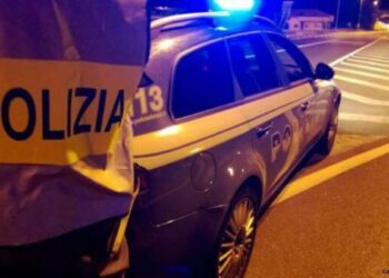 Battipaglia: vìola i domiciliari e non si ferma allo stop della Polizia, arrestato 34enne