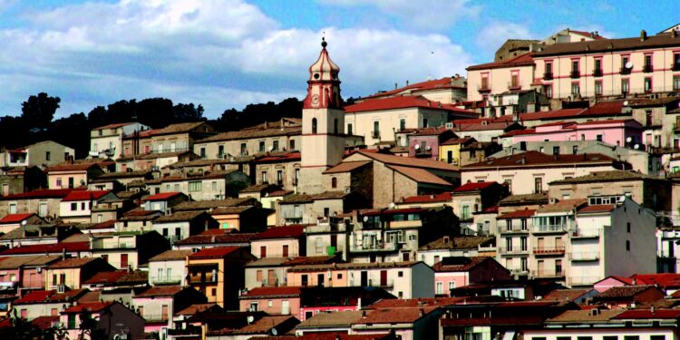 Uomo scomparso a Senise: avviate le ricerche di un uomo di 80 anni