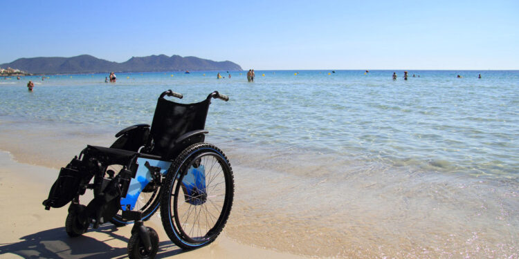 A Marate una spiaggia accessibile per disabili : il progetto sperimentale