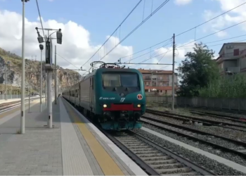 Alta velocità Salerno-Reggio, Brienza appoggia la stazione intermedia ad Atena