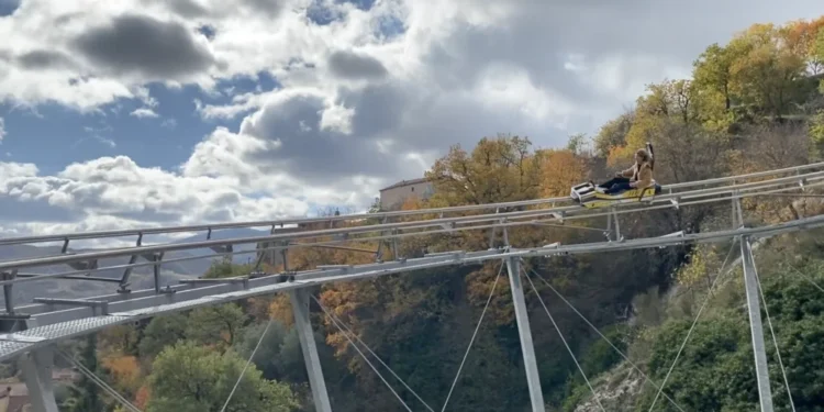 Tutto pronto a Castelmezzano, sarà inaugurata il 25 aprile la “Slittovia delle Dolomiti lucane”