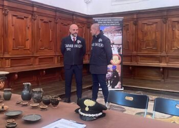 Necropoli del IV secolo A.C. scoperta a Padula: presentati i reperti nella Certosa di San Lorenzo