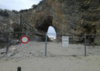 Il muro artificiale all’Arco Naturale a Palinuro finisce sotto indagine della Corte dei Conti