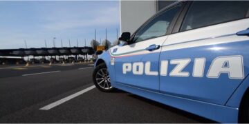 Truffa un’anziana in Calabria: la Polizia Stradale ferma truffatore sull’A2 tra Lauria e Lagonegro