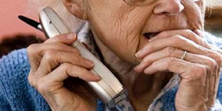 Truffa del “falso nipote” a Brienza: anziana consegna 1000 euro e oro ai malviventi