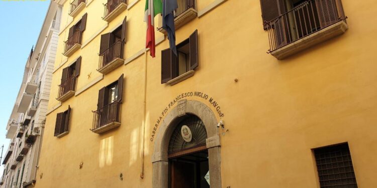 Operazione della Guardia di Finanza di Salerno: 28 indagati per estorsione e truffa. Sequestrati 1,4 milioni di euro