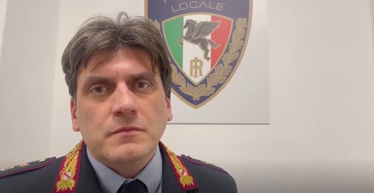 Il Comune di Sant’Arsenio potenzia i controlli sul conferimento dei rifiuti: multa da 250 euro per un cittadino