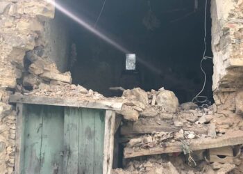 Crollo abitazione a Roscigno Vecchia: emergono numerose nuove criticità riscontrate dai Vigili del Fuoco