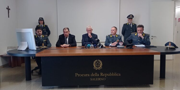 Operazione della Guardia di Finanza: 28 arresti e sequestri per un giro di usura, estorsione e truffa