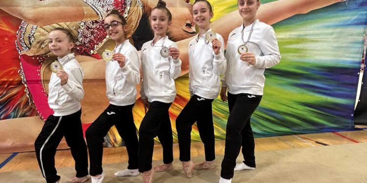 Incetta di premi per la Danza e Ginnastica Kodokan nei campionati regionali Silver