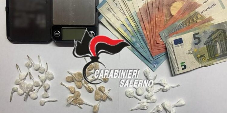 Arresto di due 19enni a Baronissi per detenzione di stupefacenti ai fini di spaccio