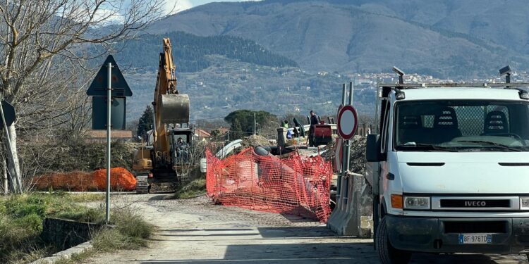A Padula l’associazione “Schierarsi” incontra i cittadini sulla chiusura del Ponte Caiazzano