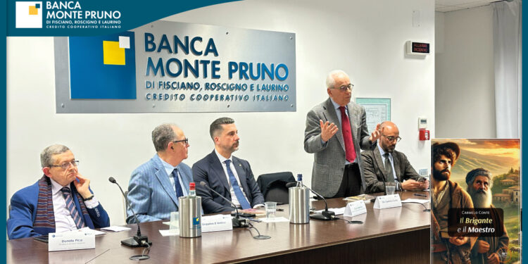 Carmelo Conte ha presentato il suo ultimo lavoro alla Bcc Monte Pruno “Il Brigante e il Maestro”