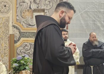 Fra Eliodoro Nappi consacra la sua vita a Dio: emozioni a Polla e Padula