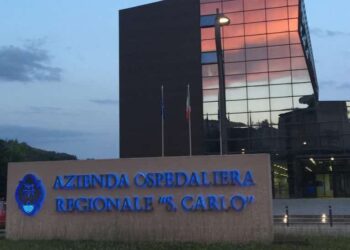La Fondazione Nadia Toffa dona nuove poltrone per la chemioterapia all’ospedale di Potenza