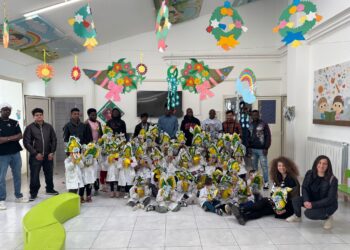 Pasqua di solidarietà a Caggiano: gli ospiti del SAI donano uova ai bambini delle scuole