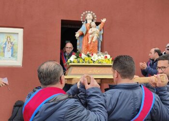 Madonna del Sito Alto: emozionante Peregrinatio nelle cappelle del paese