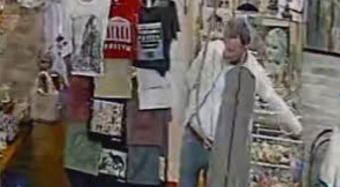 Allarme furti a Capaccio Paestum: i ladri ripresi dalle telecamere di videosorveglianza