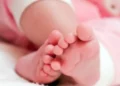 Scafati, partorisce in casa con l’aiuto dei soccorritori del 118: mamma e neonata stanno bene