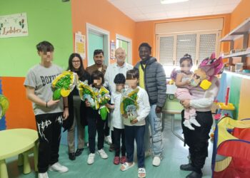 Il centro SAI di Caggiano dona uova di Pasqua al reparto di pediatria dell’ospedale di Polla
