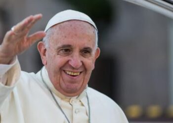 Aperto il registro per le  Condoglianze in Prefettura a Potenza per la scomparsa di Papa Francesco