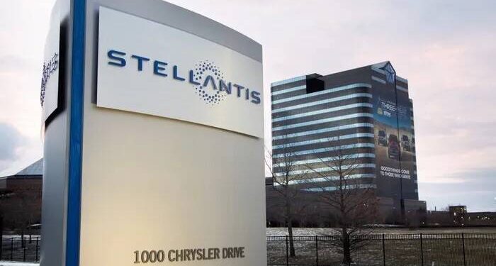 Stellantis si ferma ancora a Melfi: nuovo stop alla produzione, cresce l’allarme per l’indotto