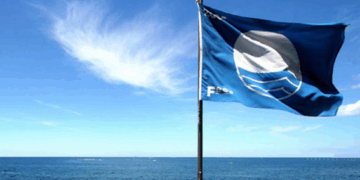 Bandiere Blu 2025: la Campania si conferma meravigliosa, entra Sapri. Fuori Capaccio Paestum