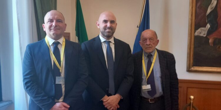 Il vice sindaco di Sant’Arsenio Andrea Vricella e il Consigliere Ippolito ricevuti dal Sottosegretario Ferrante al Mit